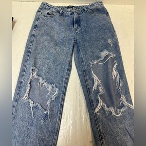 WOMENS SIMPLE SOCIETY DISSTRESSED LIGHTWASH MOM JEANS!! SIZE 9/26